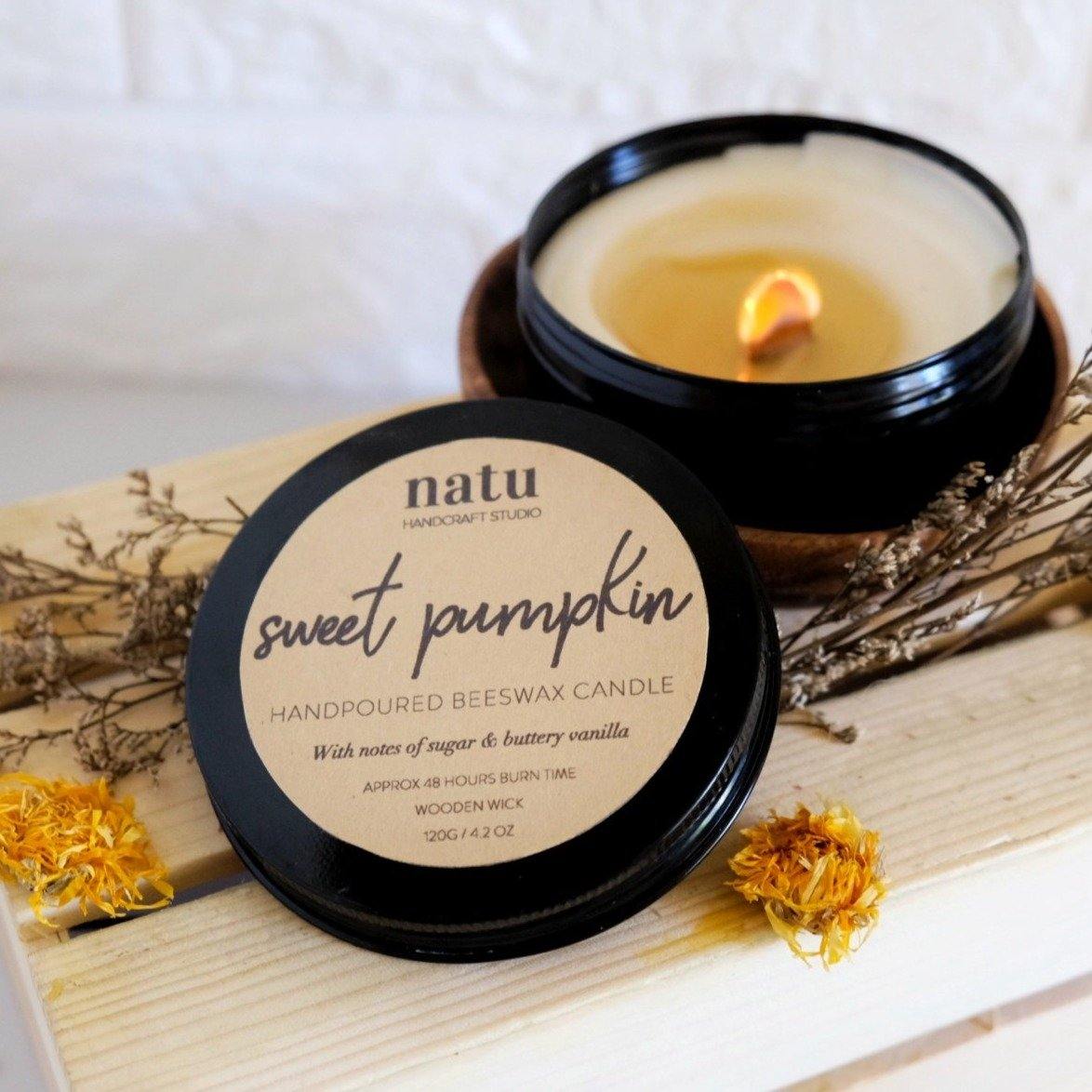 Sweet Pumpkin Scented Beeswax Candle - Natu Handcraft Studio